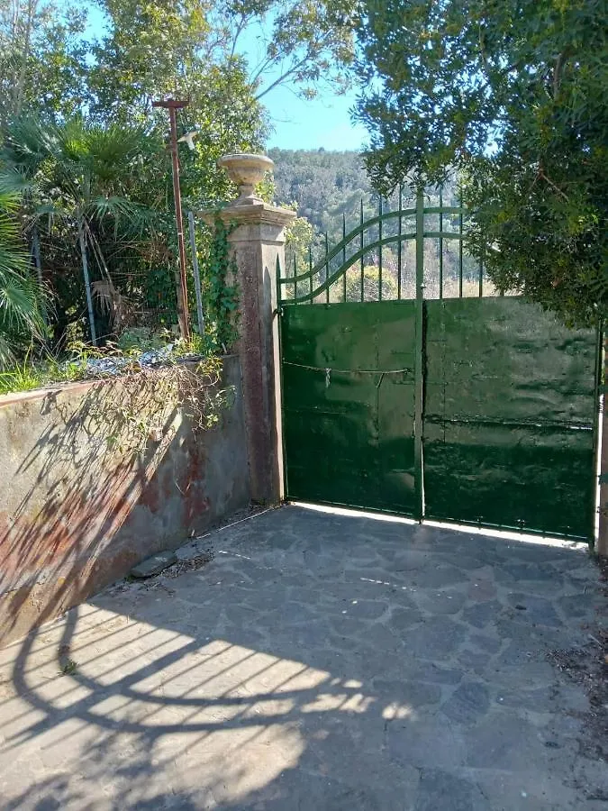 Villa Con Ampio Giardino A Due Passi Dal Mare Sant'Anna